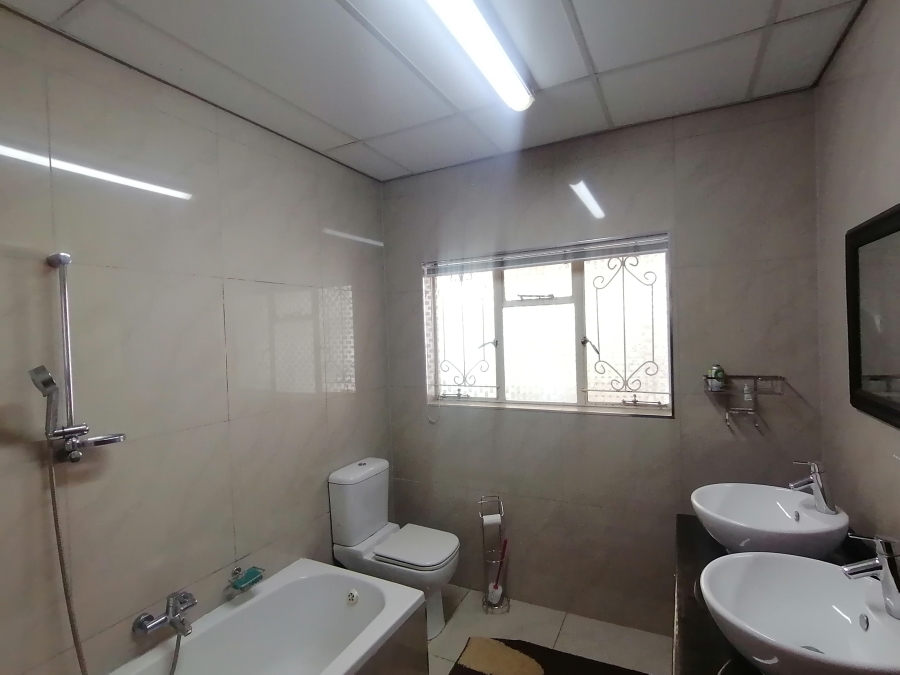 3 Bedroom Property for Sale in Stilfontein Ext 4 North West